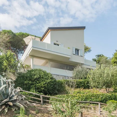 Matilde Only 10 Min From The Villa Novilara